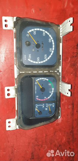 Mazda Titan WG34T Щиток приборов