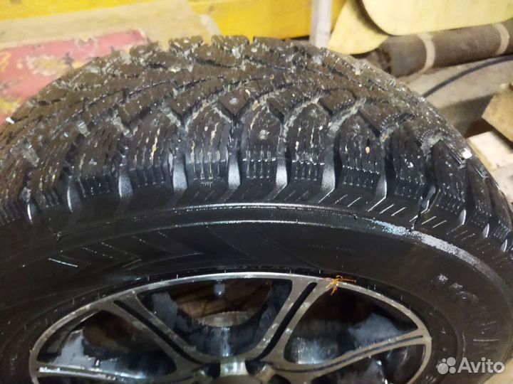 R16 Nokian Tyres Nordman 4 215/65, PCD 5x100 DIA 57.1