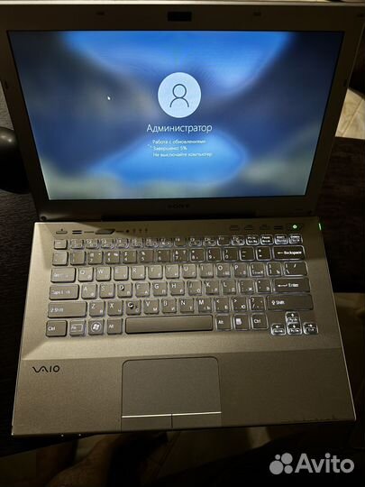 Ноутбук Sony vaio i3