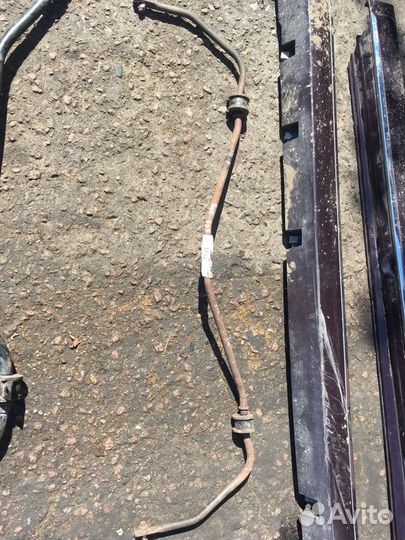 Задний стабилизатор cadillac sts 2008г