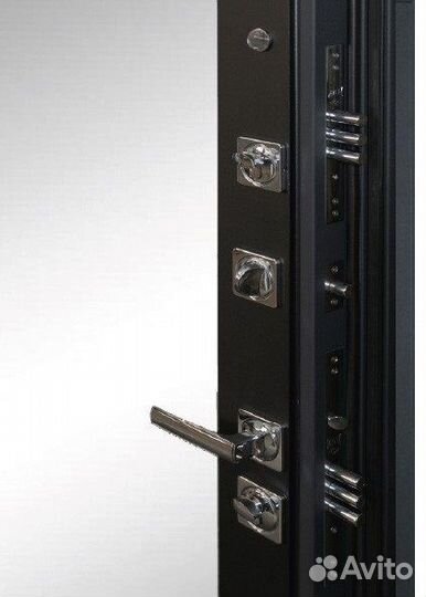 Дверь с зеркалом и высокой звукоизоляцией STP