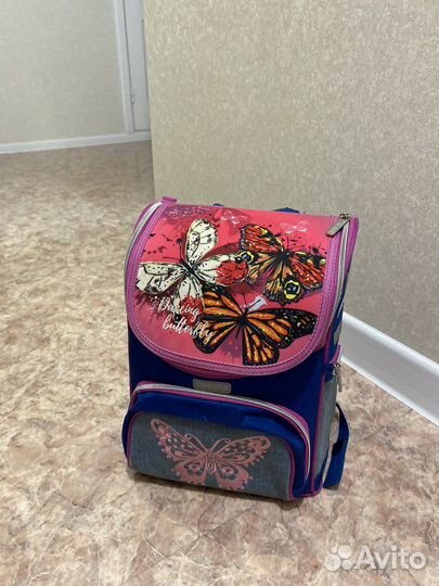 Школьный портфель для девочек