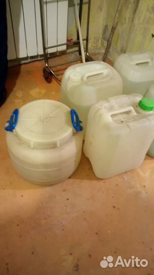 Емкости пластмассовые