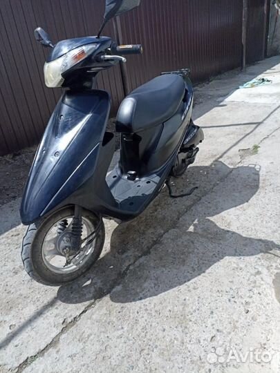 Продам скутер Suzuki AD 50