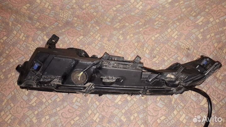 Указатель поворота правый Lexus NX 200/300 2014н.в