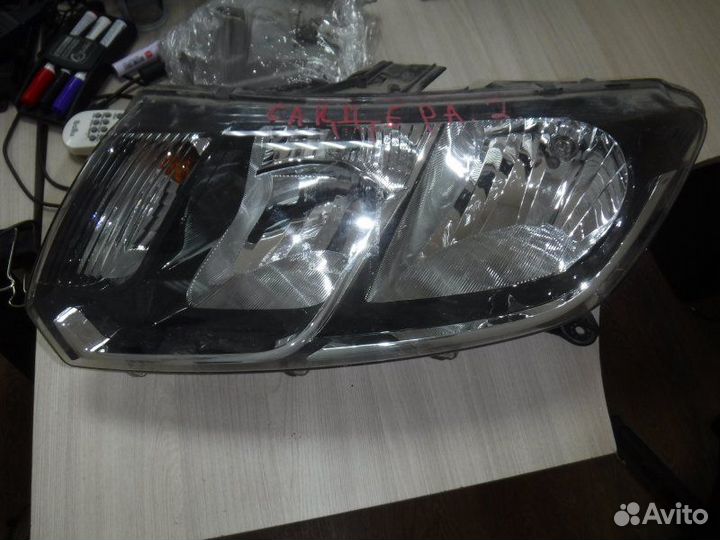 Фара передняя левая Renault Sandero