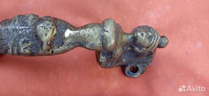 Дверные ручки