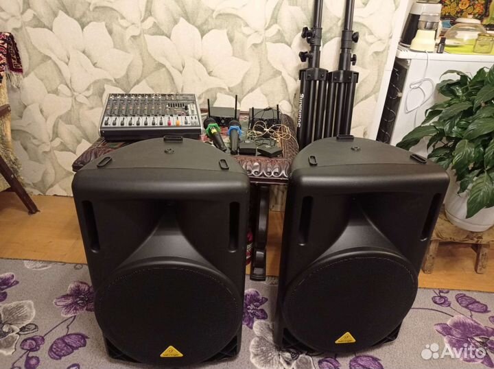 Комплект звукового оборудования