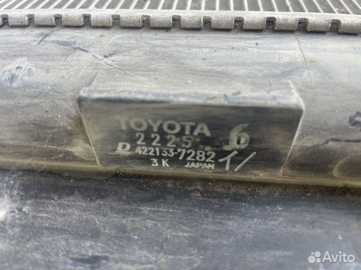 Радиатор toyota corolla 150