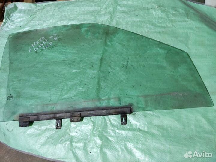 Стекло переднее правое Volkswagen Passat B3 седан