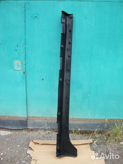 Накладка порога правая тавань Mazda 6 GH 2007-10