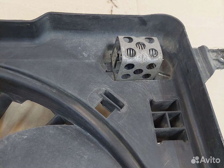 Вентилятор охлаждения двигателя Renault Megane 2