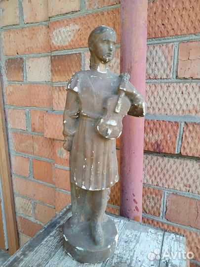 Статуэтка скрипачка гипс СССР