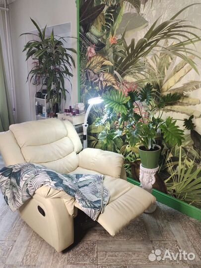 Наращивание ресниц за 1ч 30мин. в реклайнере