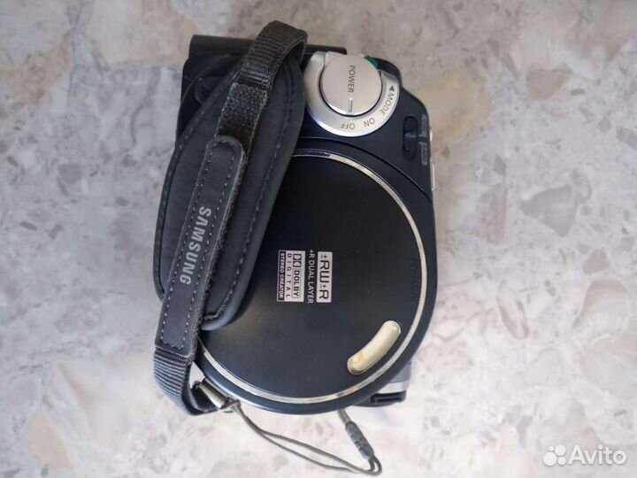 Цифровая видеокамера Самунг VP DS175I