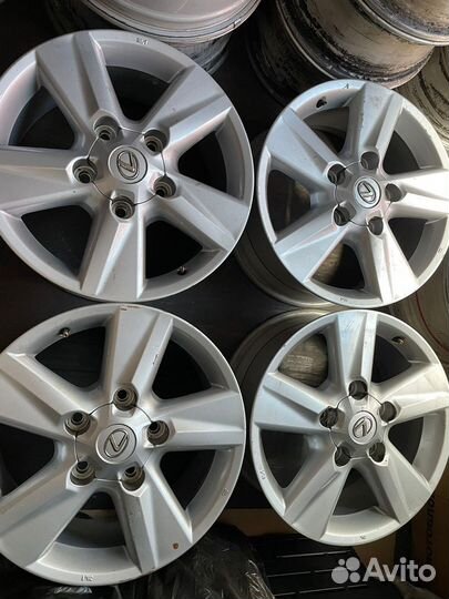 Комплект литых дисков R18 Lexus LX 570