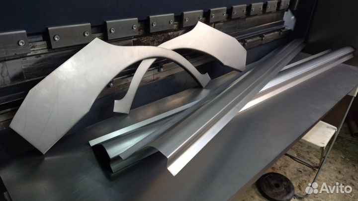 Пороги кузовные Киа Спектра