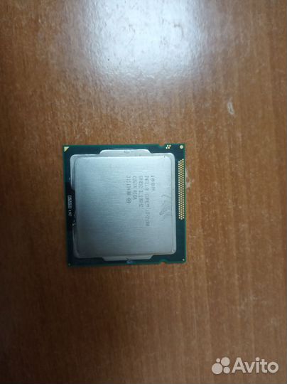 Процессор Intel Core i3 - 2100