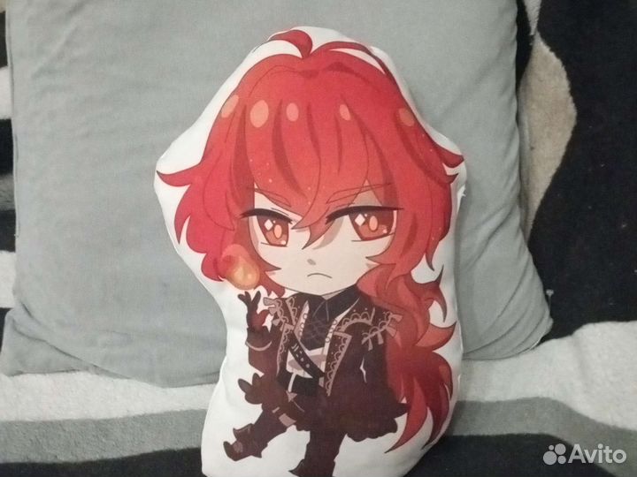 Дилюк подушка