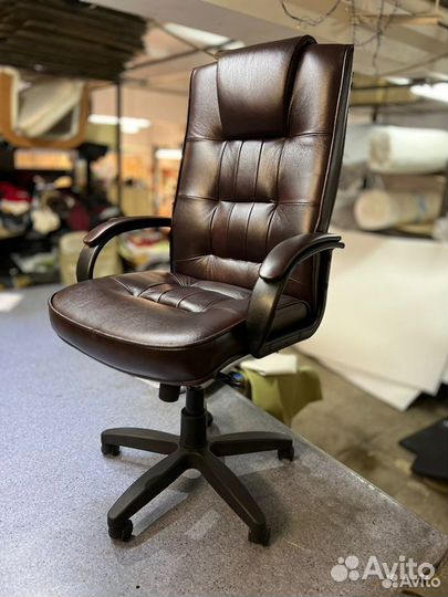 Компьютерное кресло