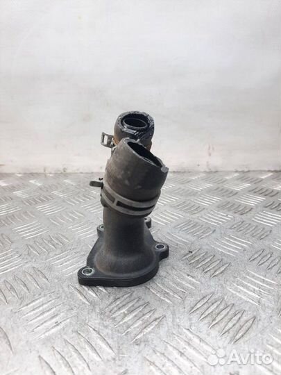 Корпус термостата Ford Focus хэтчбэк 5 дв. 1.6