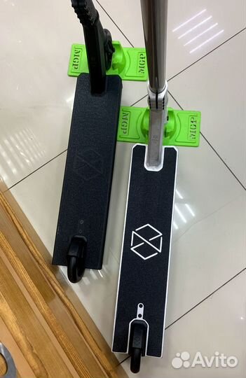 Самокат native Stem Large Black