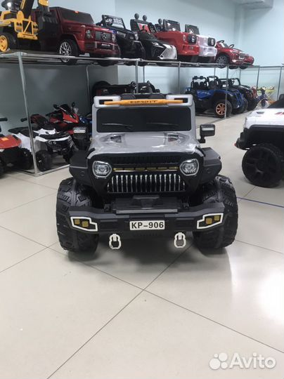 Детский электромобиль Jeep KP-906 4WD