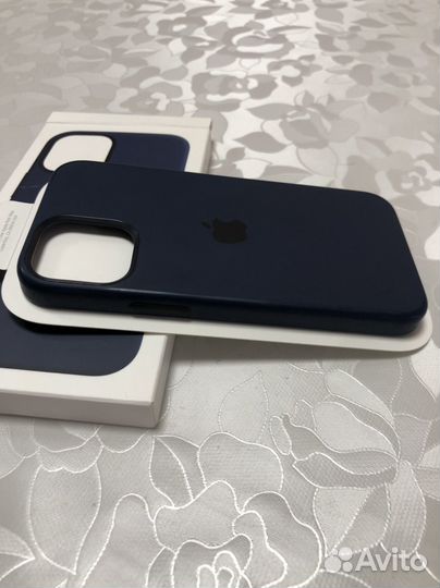 Оригинальный чехол на iPhone 12 mini