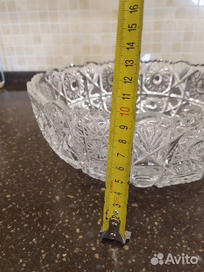 Ваза хрустальная