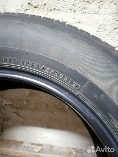 Bridgestone Dueler H/T 687 225/65 R17 102H