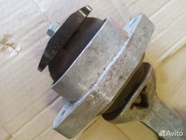 Опора двигателя hyundai KIA 2010-2017г