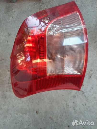 Задние фонари toyota vitz yaris