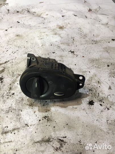 Блок управления светом Ford Focus