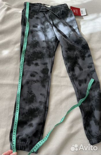 Джоггеры Levi's новые