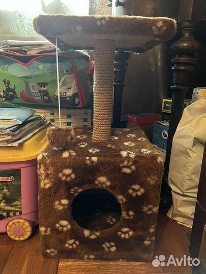 Домик для кошки с когтеточкой