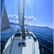 Парусная яхта Beneteau Oceanis 37, Батуми