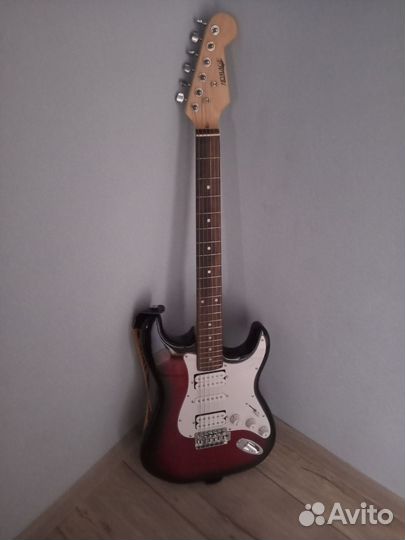 Электрогитара homage с комбоусилителем