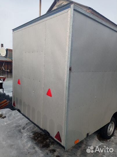 Прицеп дом на колесах