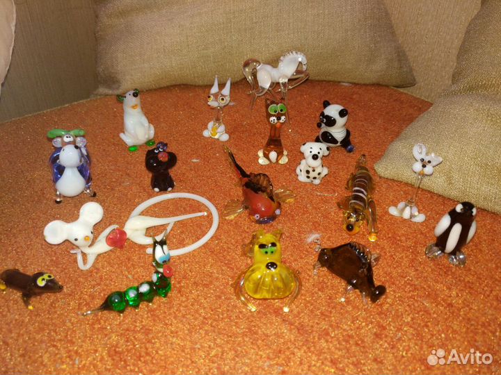 Стеклянные фигурки