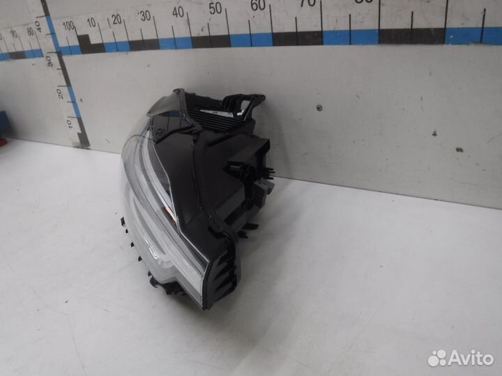 Фара правая Volvo XC60