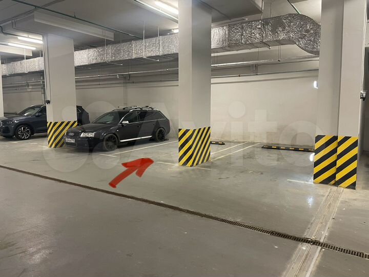 Машиноместо, 15 м²