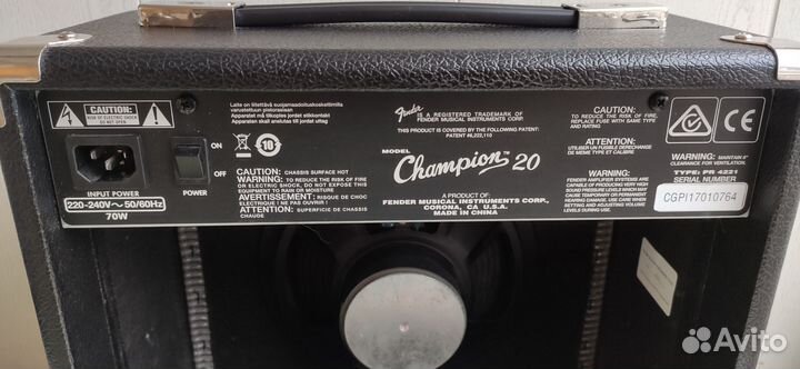 Fender Champion 20 гитарный комбоусилитель