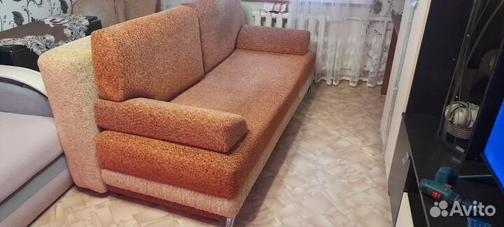 Диван прямой раскладной бу