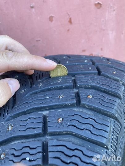 Michelin X-Ice North 4 205/55 R16