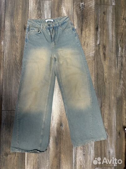 Джинсы стильные женские широкие