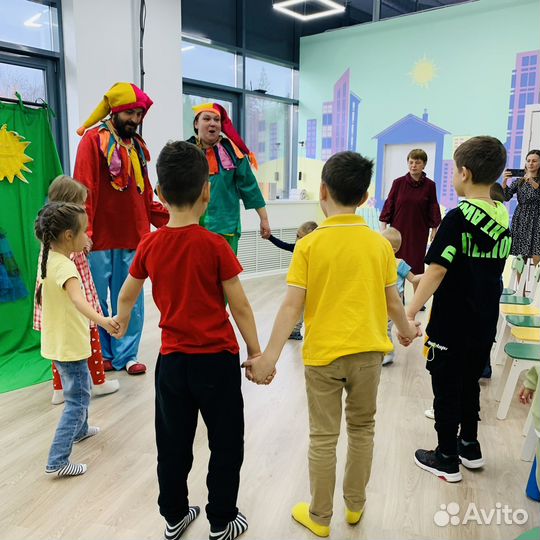 Администратор в детский центр