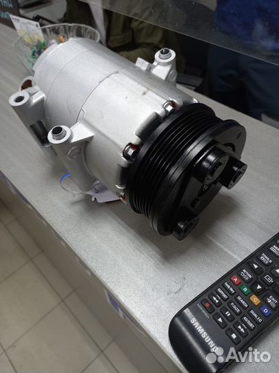 Компрессор кондиционера Ford mondeo 4 2.0 2008г