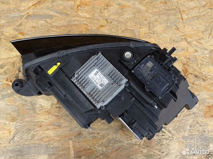 8S0941033D audi tt 8s фара передняя переднее левая