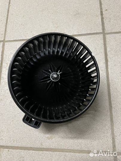 Моторчик печки на Киа Rio и Хендай Солярис