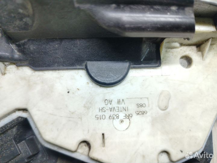 Замок двери задней левой Volkswagen Polo Sed